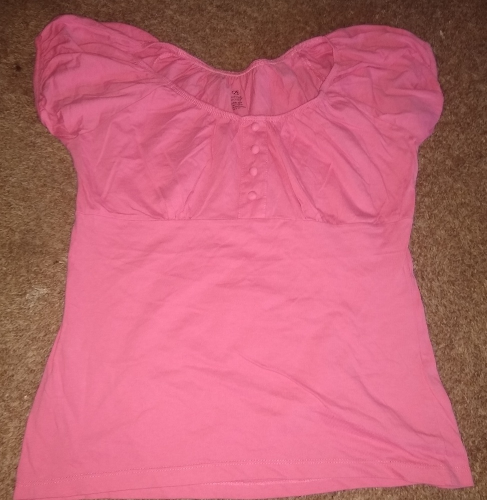 Bobbie Brooks coral puff sleeve top